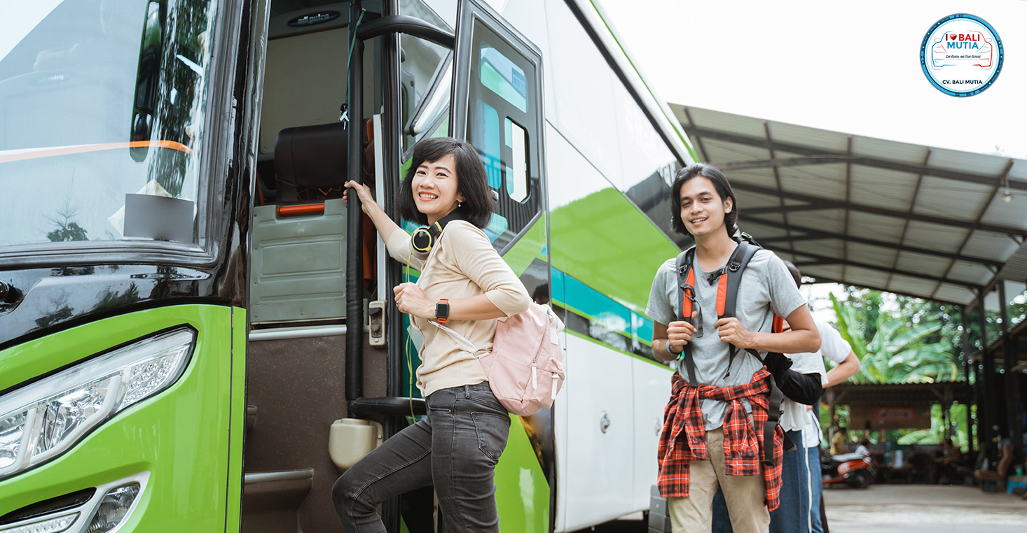 Sewa bus pariwisata di bali