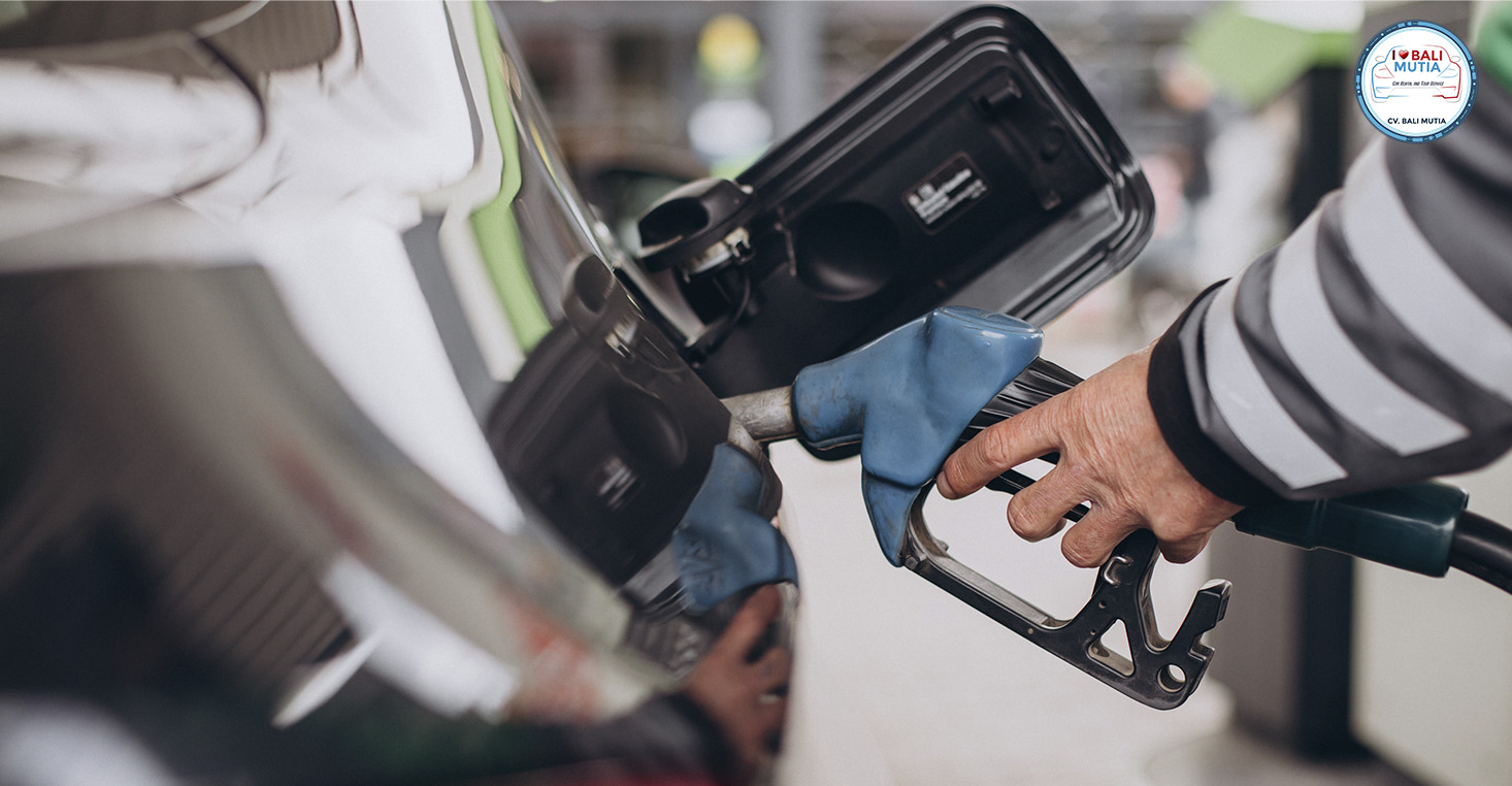 Tips menghemat bensin mobil